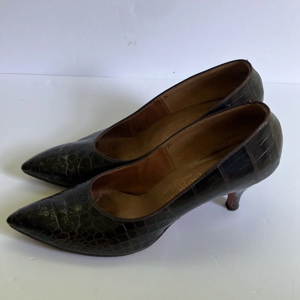 Troylings Vintage Croco/Alligator Pumps - Picture 3 of 6